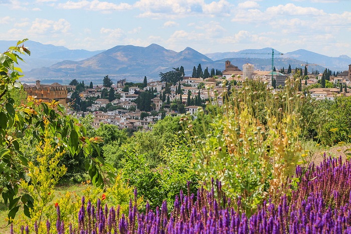 Chiêm ngưỡng những địa điểm du lịch Granada tuyệt đẹp