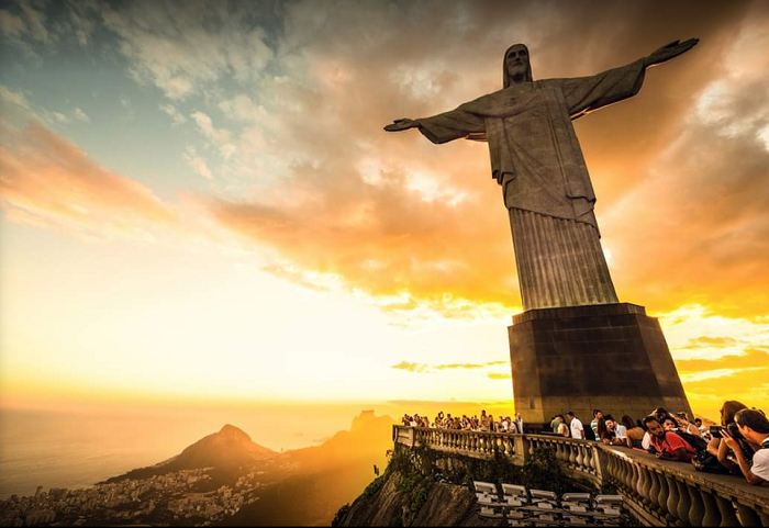 địa điểm du lịch Brazil-Tượng Chúa Cứu thế Cristo Redentor 