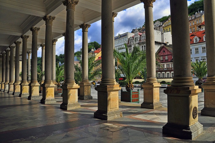 Kinh nghiệm du lịch đến thành phố Karlovy Vary cộng hòa Séc
