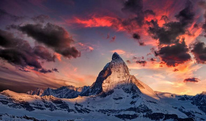 Khám phá vẻ đẹp đỉnh núi Matterhorn, biểu tượng của đất nước Thụy Sĩ