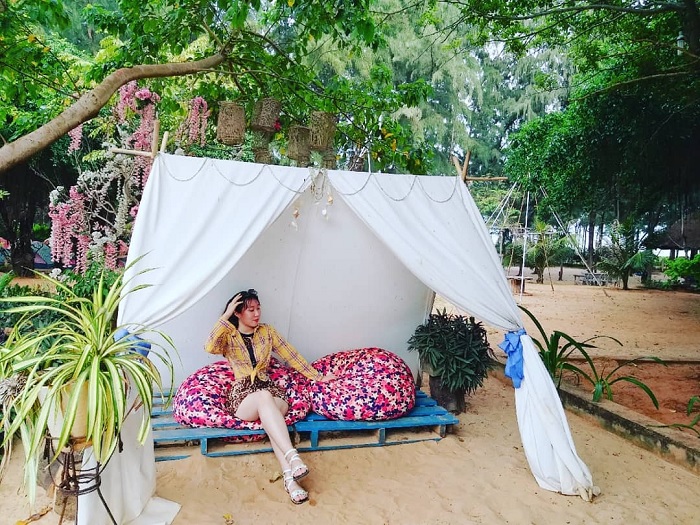 Zenna Pool Camp Vung Tau - brand new beach camp in the coastal city