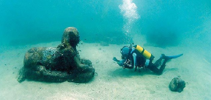 Thành cổ chìm dưới đáy biển Antirhodos
