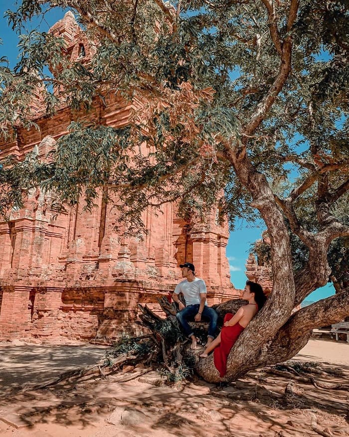 Ghé thăm tháp Chàm Poklong Garai Ninh Thuận - đậm đà bản sắc văn minh Chăm