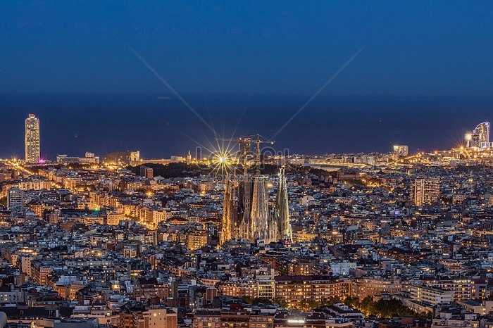 Barcelona thành phố về đêm sôi động nhất