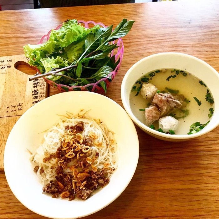 Pho Hanh is the best two-bowl noodle shop in Gia Lai 