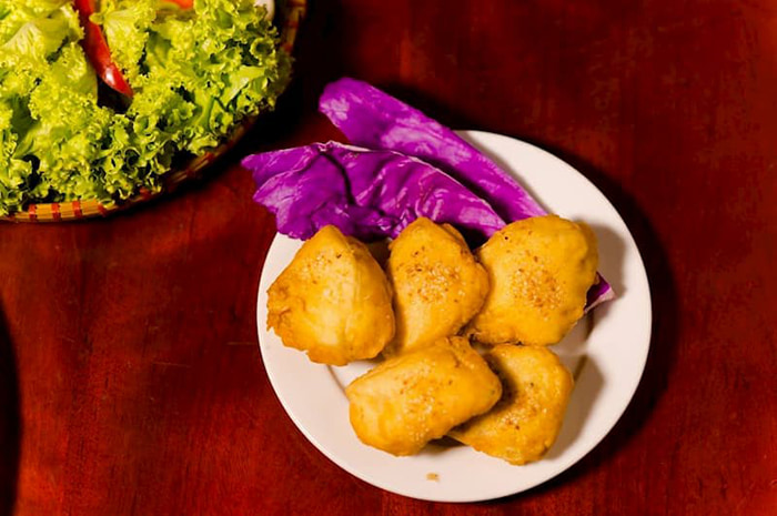 Check out the delicious restaurants in Bac Kan - The street's traditional potato cake