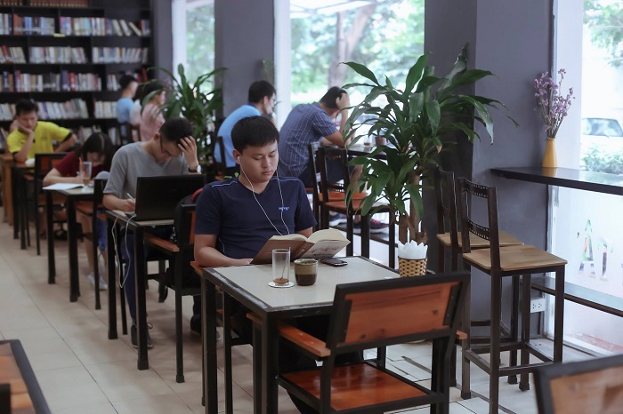 Quán Cafe Đông Tây - Quán Cafe Đông Tây