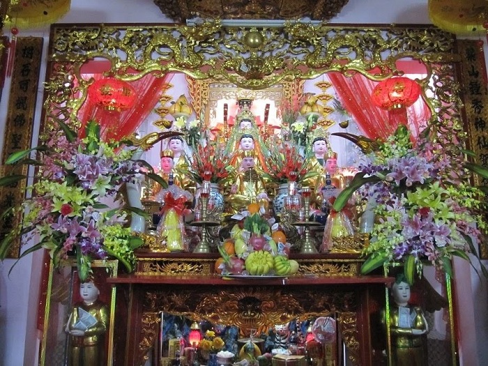spiritual place in Lang Son - Dong Dang sample temple