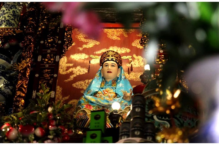 Spiritual place in Lang Son - Temple of the form of Thuong Ngan space inside