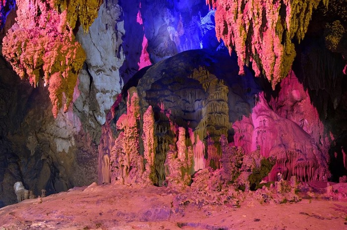 Ghì Rang cave - Tra Linh tourist destination 