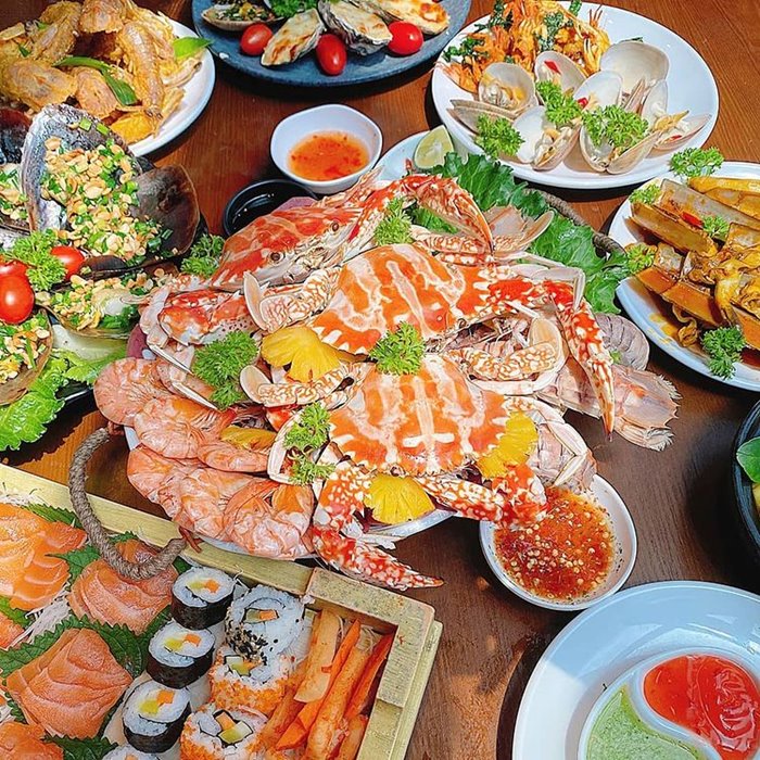 eat seafood when traveling to Phu Quoc in May