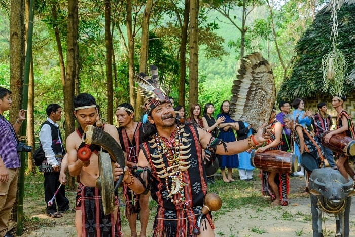 Explore folk culture in Suoi Hoa eco-tourism area