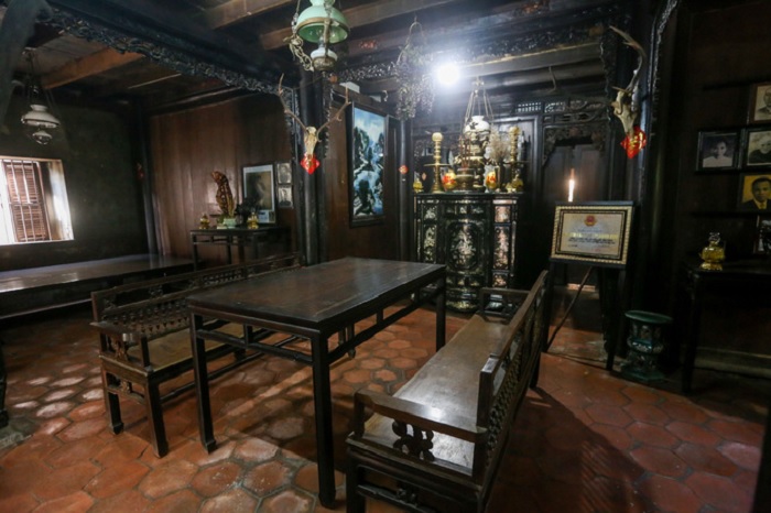 pure Vietnamese layout - the highlight of an old house over 120 years old in Tay Ninh