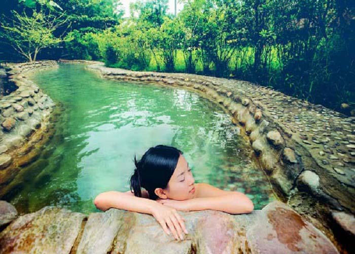 Thanh Tan Hue hot spring 2021 - Relax at the mineral springs