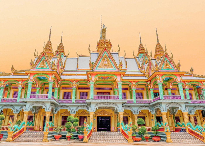 Chiêm ngưỡng tượng Phật Thích Ca nằm lớn nhất Việt Nam - thủ phủ của những ngôi chùa tháp