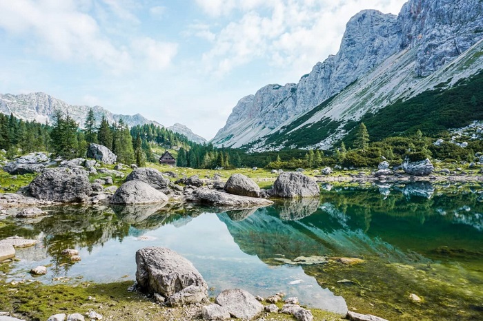Vườn quốc gia Triglav có những hồ nước màu ngọc bích công viên quốc gia đẹp nhất Châu Âu