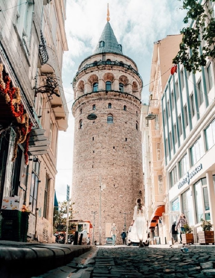 Tháp Galata địa điểm chụp ảnh ở Istanbul
