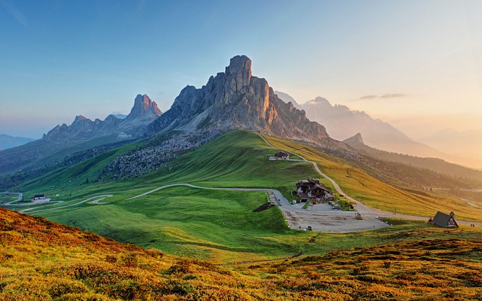 Dãy núi Dolomites công viên quốc gia đẹp nhất Châu Âu