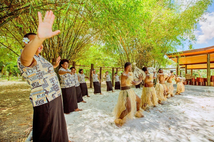 em chương trình meke ngoạn mục - trải nghiệm văn hóa trên đảo Fiji