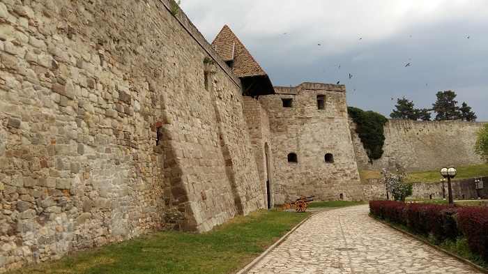Lâu đài Eger địa điểm du lịch Eger
