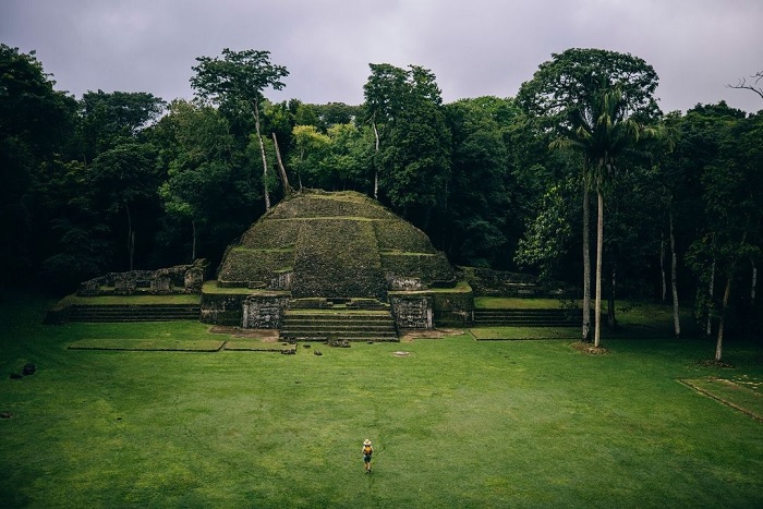 Khu tàn tích Xunantunich của người Maya - du lịch Placencia Belize