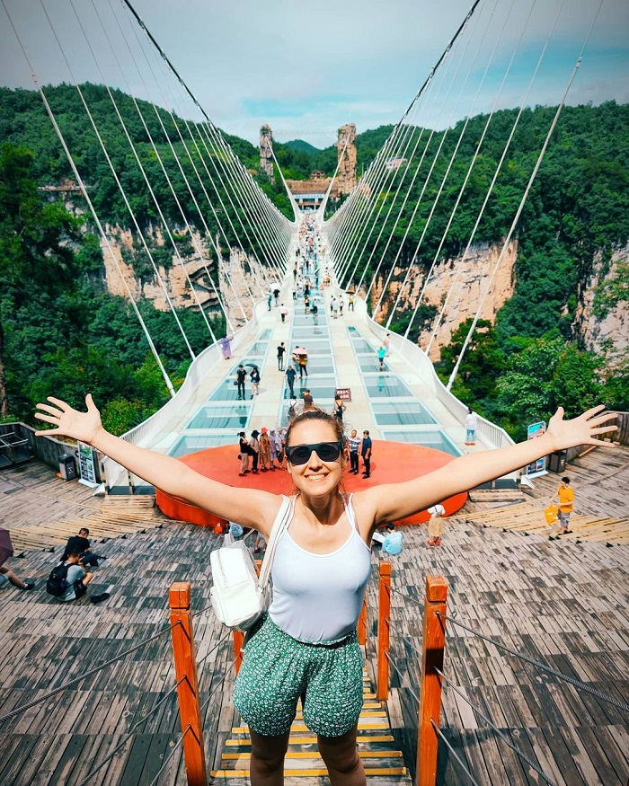 Cầu kính Tam Hiệp là cây cầu kính nổi tiếng thế giới thu hút nhiều du khách khám phá 