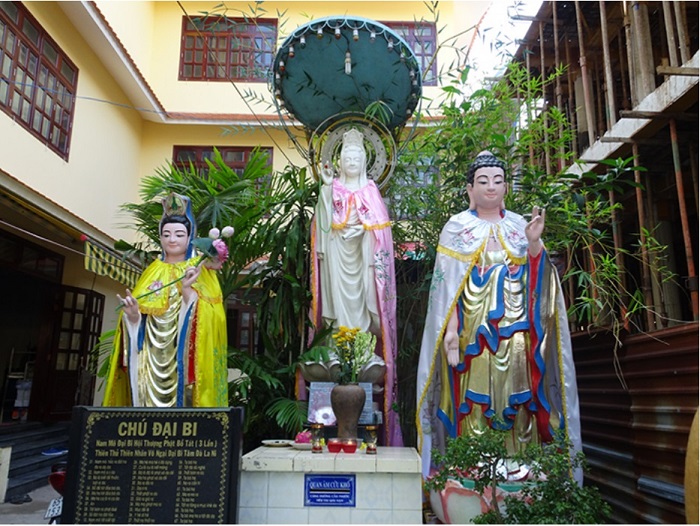 Tham quan chùa Khánh Quang Ninh Kiều