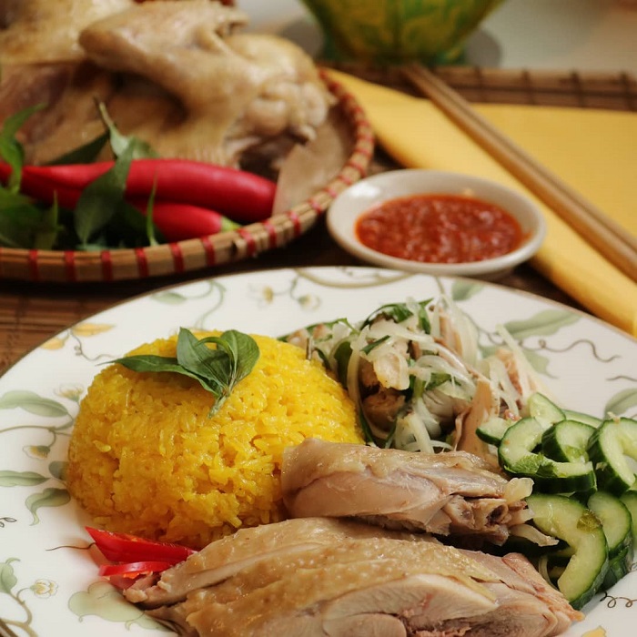Cơm gà Hội An là đặc sản cơm gà Việt Nam nổi tiếng