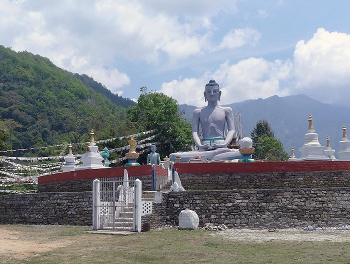 Đền Rangshikhar Lhakhang là điểm tham quan ở thị trấn Trashigang