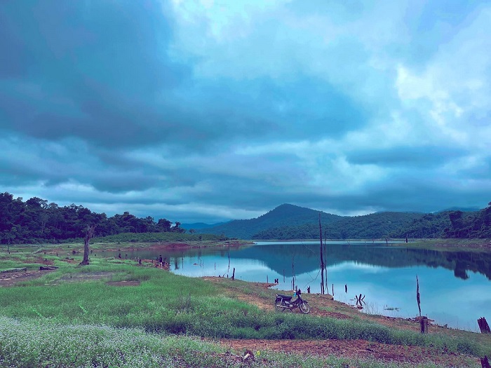 Hồ Thác Chuối Quảng Bình 