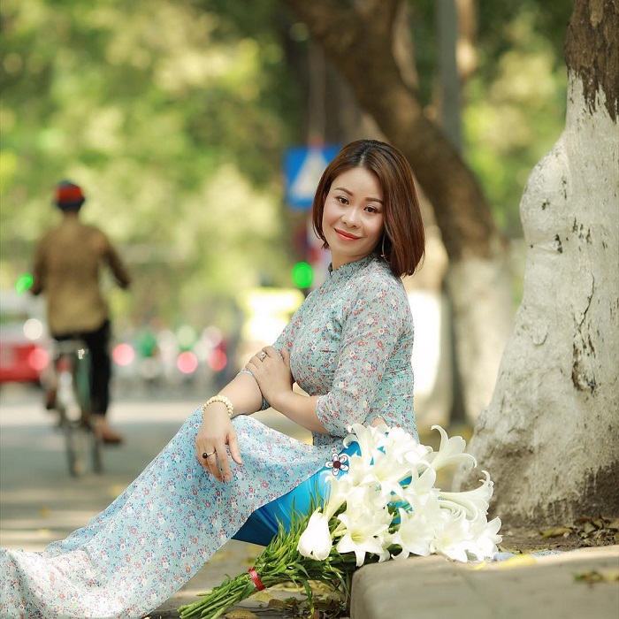 mùa hoa loa kèn Hà Nội - phố Phan Đình Phùng