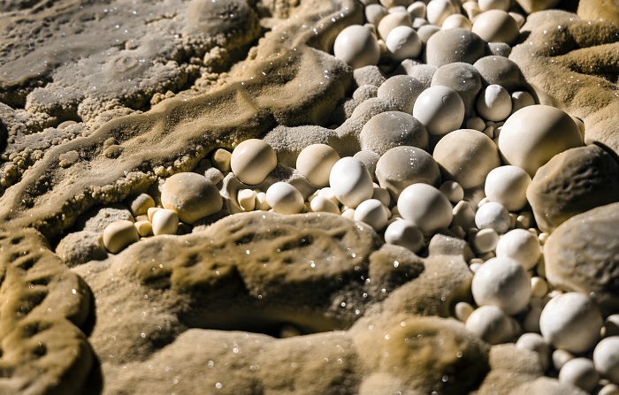 Nhũ đá được hình thành từ hàng triệu năm Hang Hung Thoòng