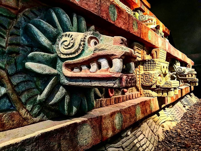 Các chi tiết trang trí trong Đền thờ Quetzalcoatl - kim tự tháp Teotihuacan