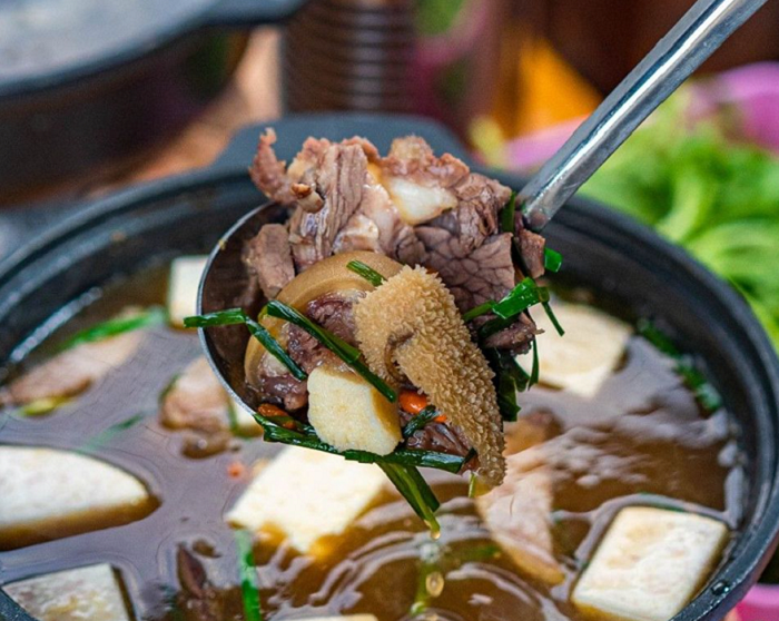 Các quán ăn ngon ở Gò Dầu Tây Ninh - Quán lẩu bò Tư Lạnh