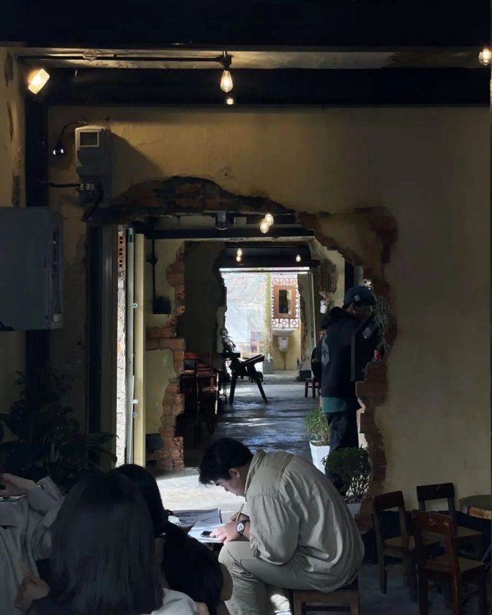 Cà Phê 13:13 quán cafe sống ảo ở Bảo Lộc