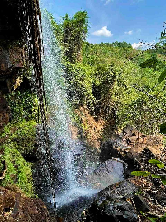 Thác Voi là thác nước đẹp ở miền Nam mang vẻ đẹp trong lành, hoang sơ