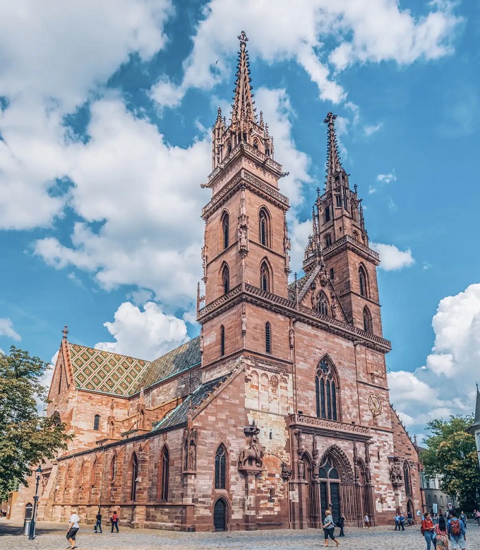 Nhà thờ Basel là công trình kiến trúc Gothic ở Châu Âu