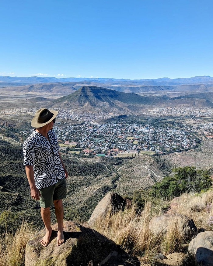 Ngắm nhìn cảnh đẹp là hoạt động đặc sắc ở công viên quốc gia Camdeboo Nam Phi