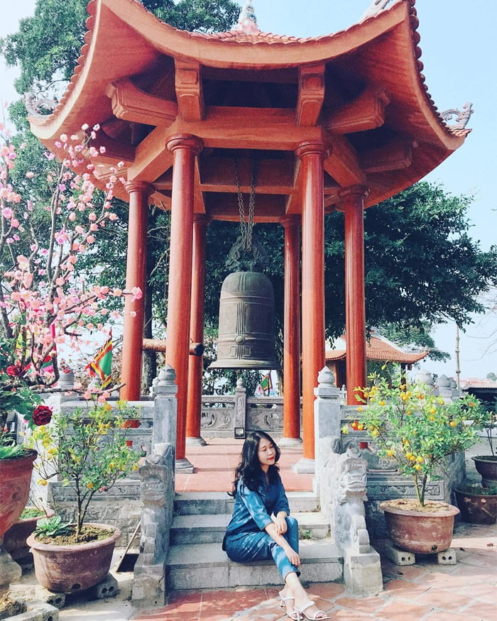 du lịch biển Hải Thanh - đền Lạch Bạng