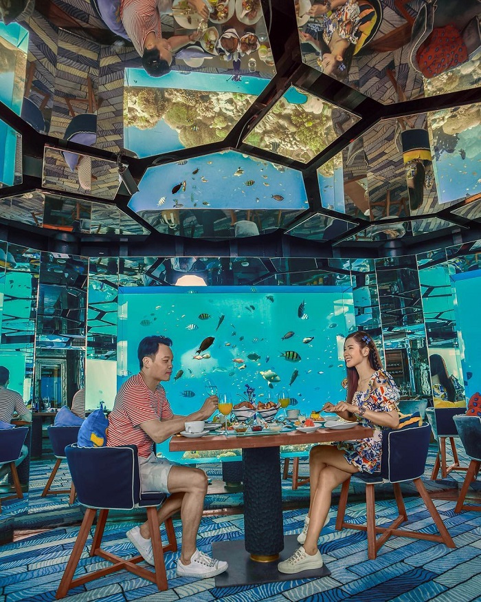 Sea Underwater là một nhà hàng kỳ lạ trên thế giới rất hút khách