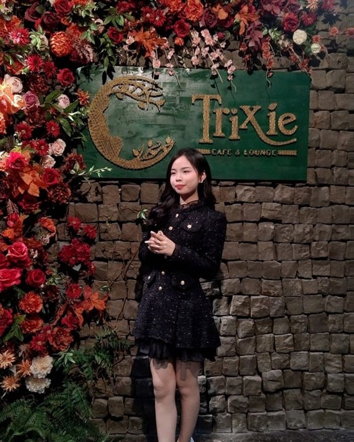 phòng trà ở Hà Nội - Trixie Cafe & Lounge
