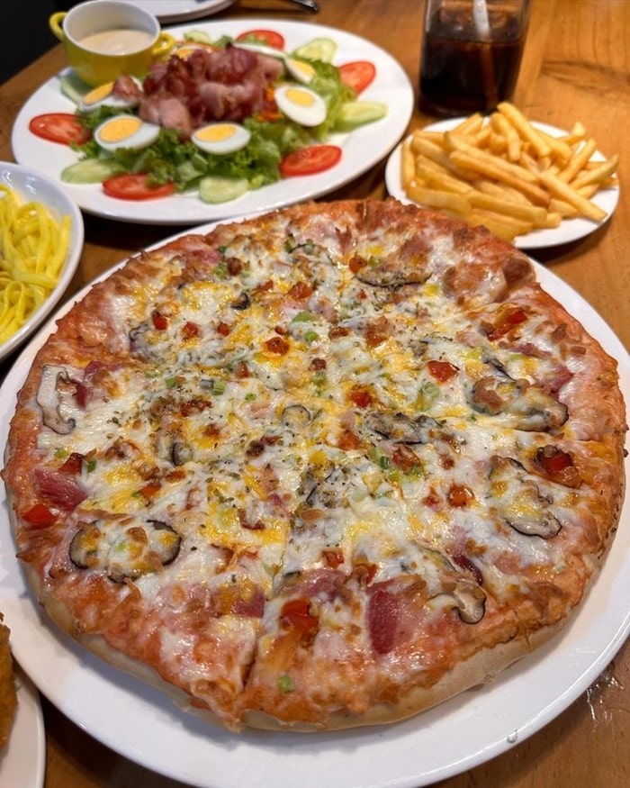 quán pizza ngon Hà Nội - Pizza Ông Tây