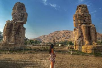 Khám phá bức tượng khổng lồ của Memnon để biết hơn về Ai Cập cổ đại