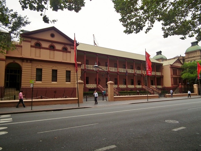 Nhà Quốc hội là địa điểm không thể bỏ lỡ tại phố Macquarie