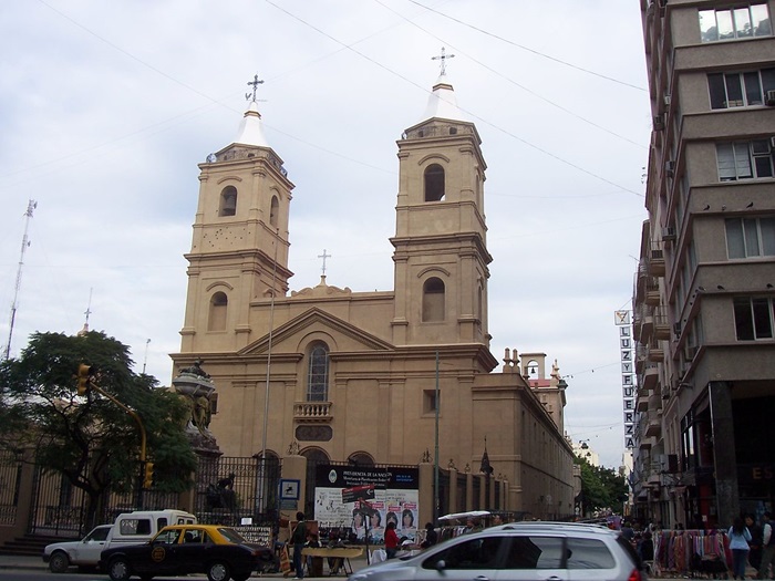 Ngắm nhìn bên trong Tu viện Santo Domingo là điều cần xem và làm ở phố cổ San Telmo