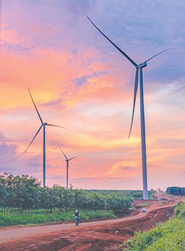 cánh đồng điện gió ở Tây Nguyên Đắk Đoa