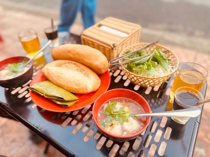 quán bánh mì xíu mại ngon ở Đà Lạt quán 79 quán bánh mì xíu mại ngon ở Đà Lạt quán 79