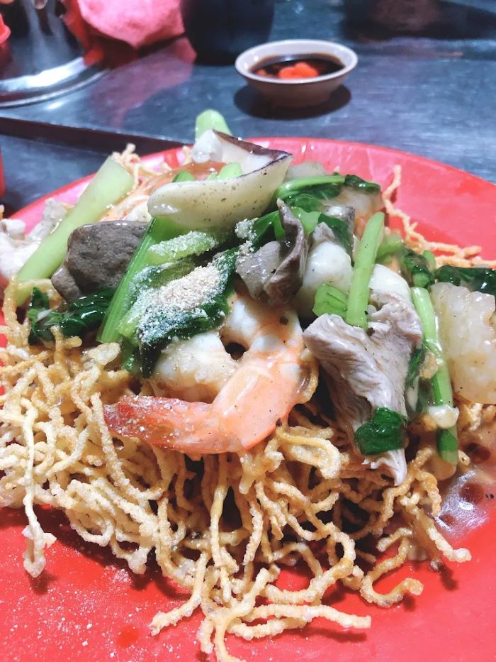 Phố ẩm thực Hà Tôn Quyền