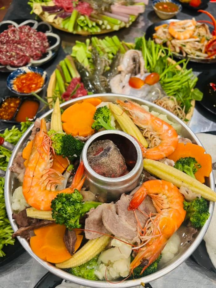 tiệm lẩu cù lao ngon ở Sài Gòn