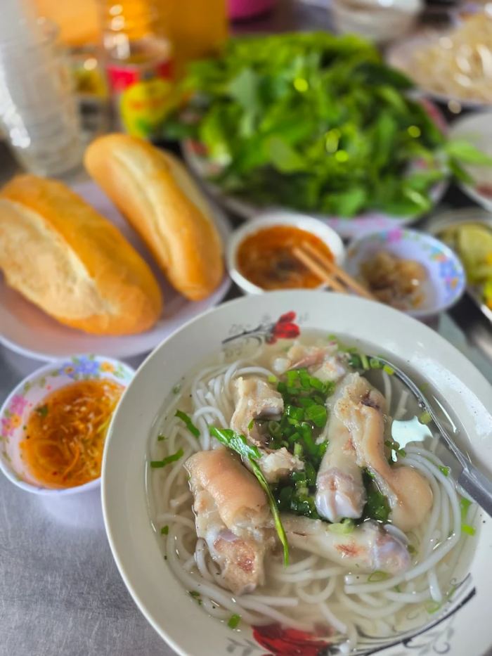 quán bánh canh Trảng Bàng ngon ở Tây Ninh 